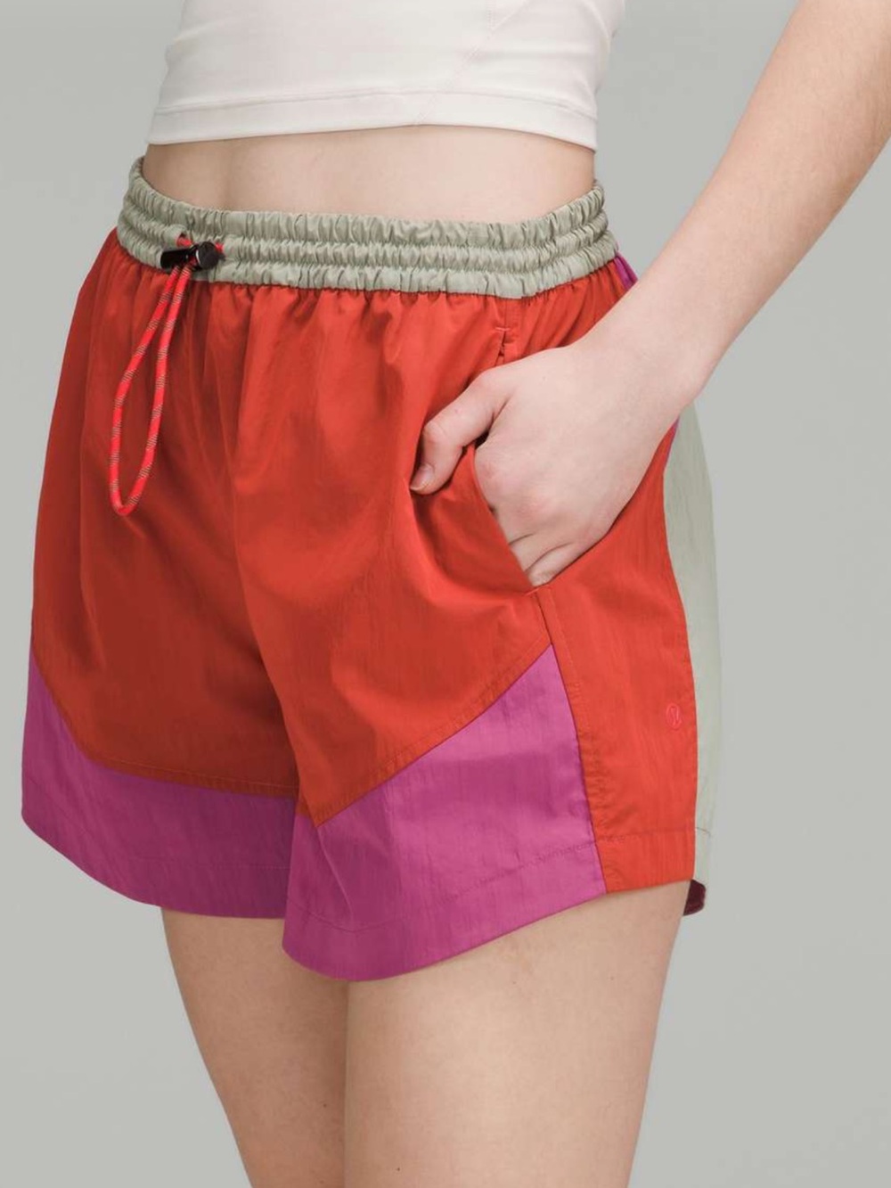 Lululemon Evergreen High-Rise Short 4.5” Size 6